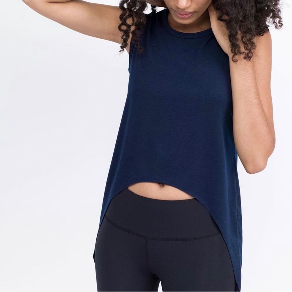 Free Label Lana Tank - Picture 2 of 12